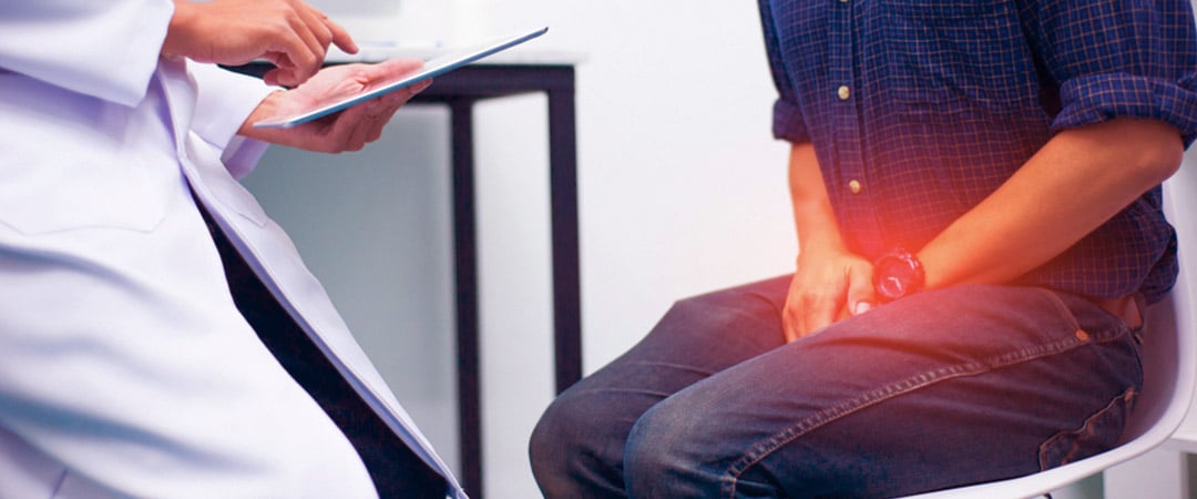 HOMBRE-EN-CONSULTA-MÉDICA-ITS-INFECCIÓN-DE-TRANSMISIÓN-SEXUAL-ETS