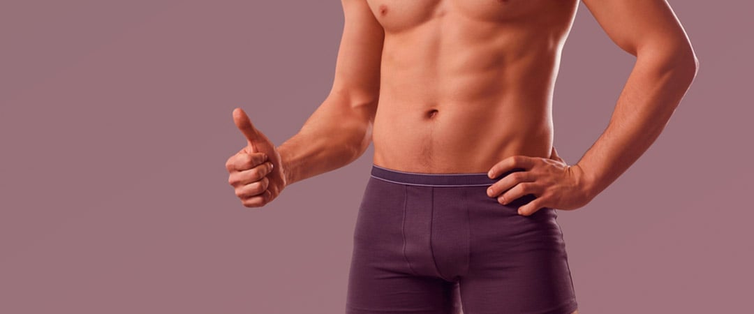 TORSO-DESNUDO-DE-HOMBRE-EN-ROPA-INTERIOR-SEXO-BENEFICIOS-SALUD-RELACIONES-SEXUALES-CONDONES-M